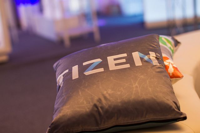 H Samsung αναβάλλει την κυκλοφορία του πρώτου smartphone με Tizen OS