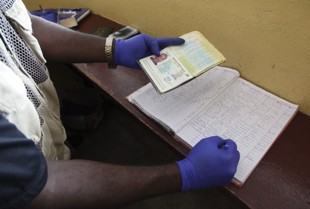 ΠΟΥ: Σε 729 ανέρχονται οι θάνατοι από τον ιό Έμπολα στη δυτική Αφρική