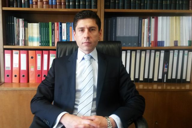 Ο Τάσος Αναστασάτος νέος γενικός γραμματέας στο ΥΠΟΙΚ