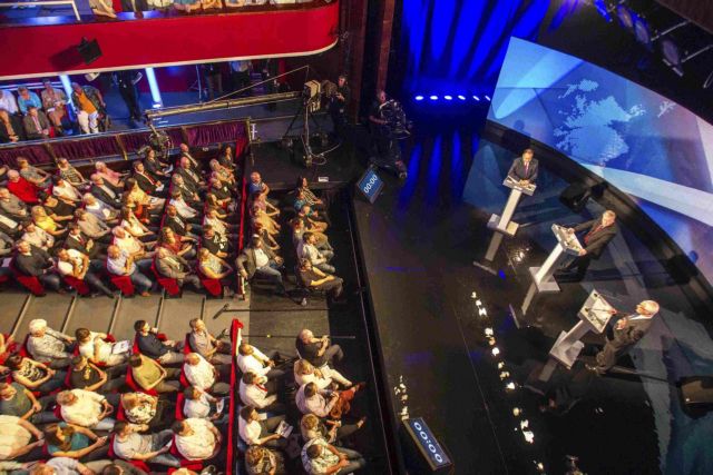 Σε υψηλούς τόνους το ντιμπέιτ για την ανεξαρτησία της Σκωτίας