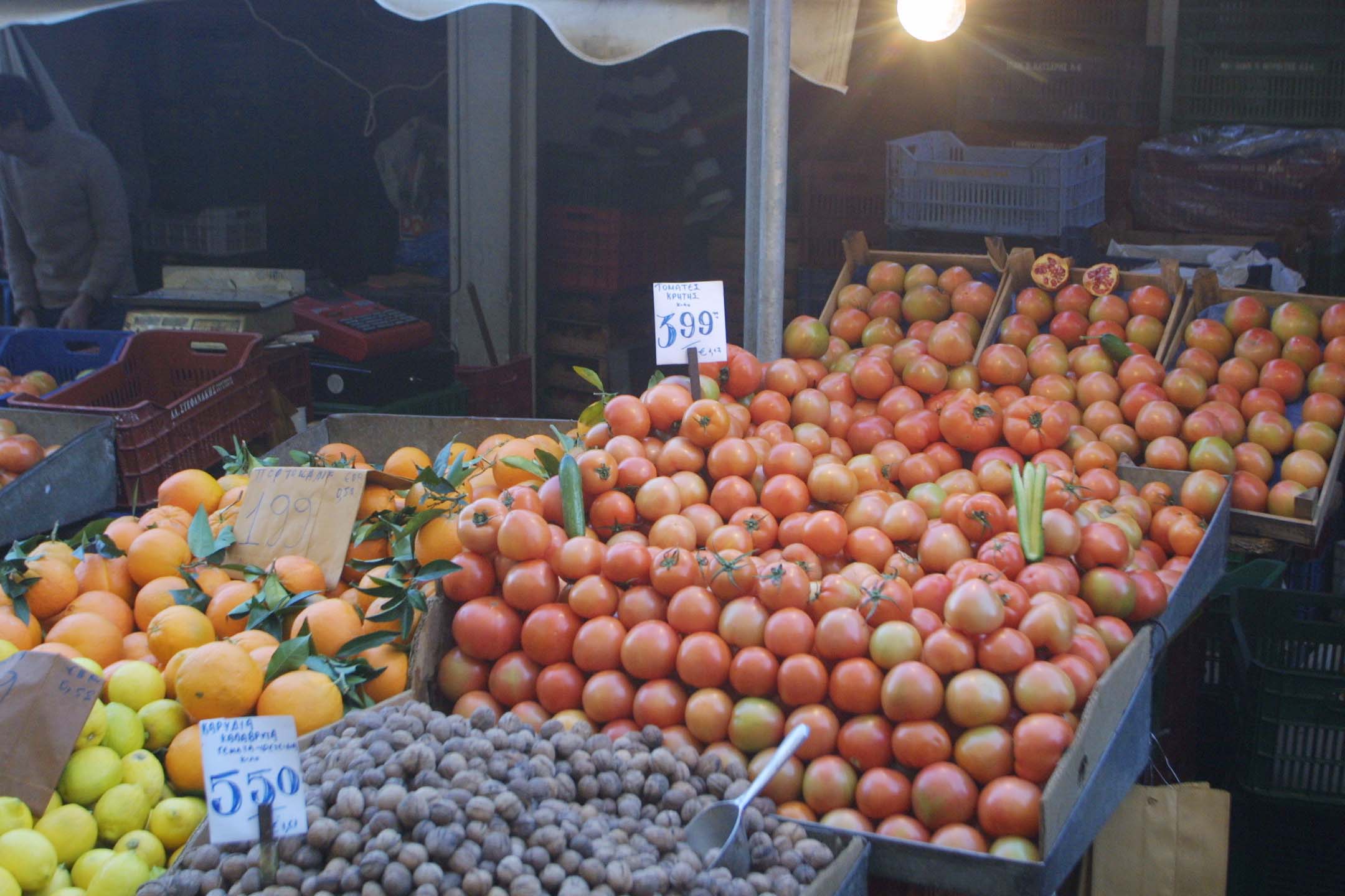 Έκτακτες συσκέψεις μετά το ρωσικό εμπάργκο σε αγροτικά προϊόντα της ΕΕ