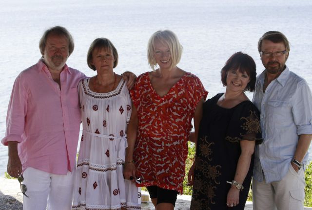 Κατά της ιδιωτικοποίησης του αιγιαλού η σκηνοθέτις της ταινίας Mamma Mia