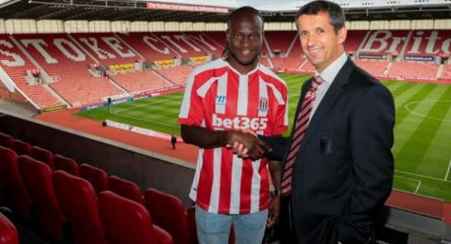 Στην Στόουκ θα συνεχίσει την καριέρα του ο Μόουζες