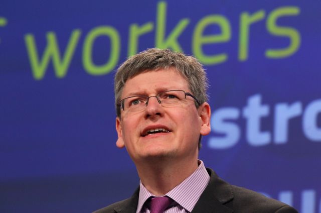 Αυξήσεις μισθών ζητούν από τη Γερμανία οι Βρυξέλλες