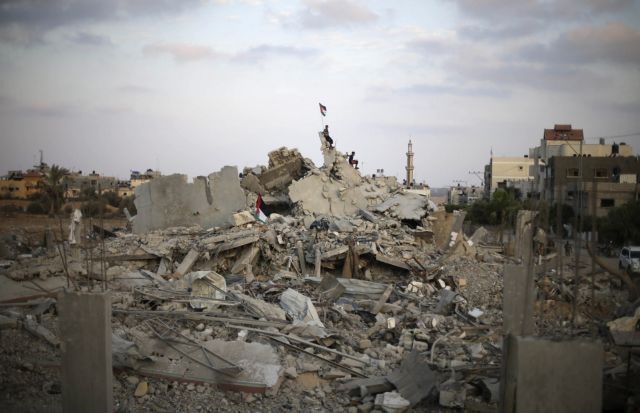 Το Ισραήλ πλήττει στόχους στη Γάζα, κατέρρευσαν οι συνομιλίες