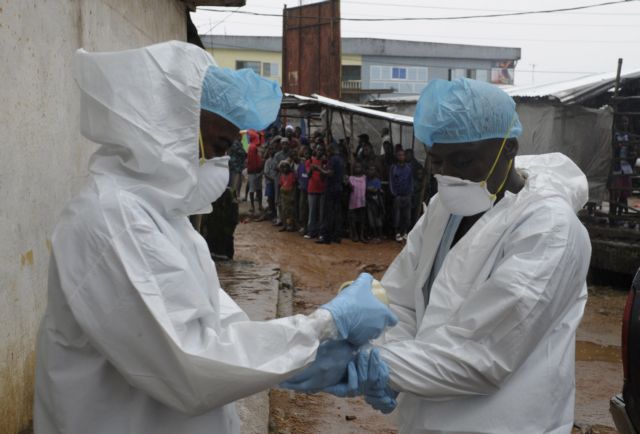 Τους 1.350 έφθασαν ο νεκροί από την επιδημία του Έμπολα