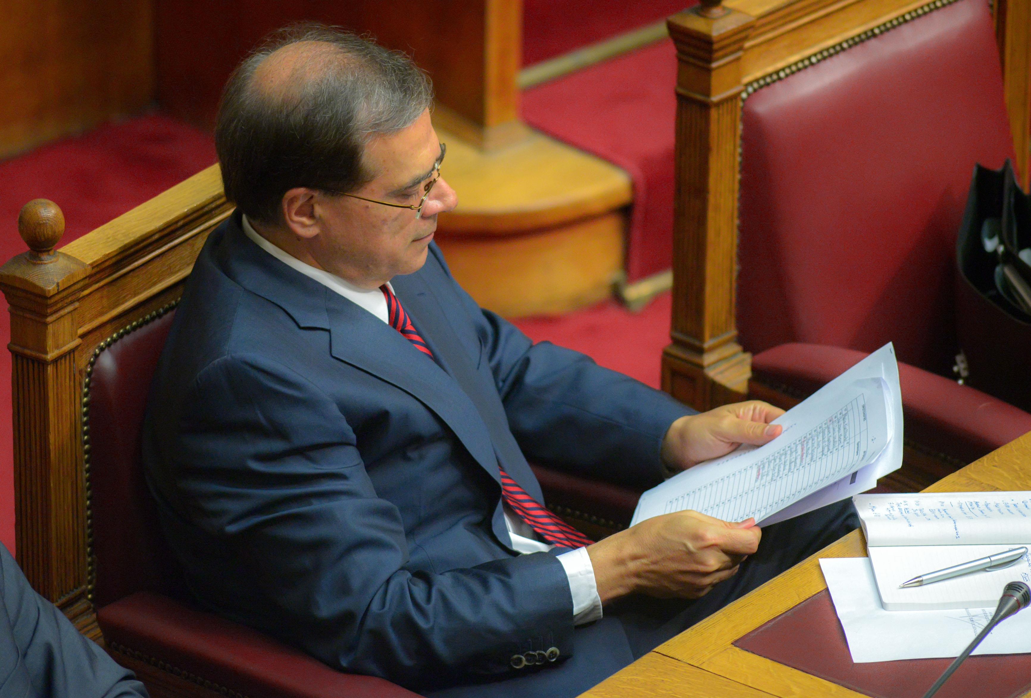 Διδάκτορες για το ΣΟΕ αναζητεί ο Γκ.Χαρδούβελης