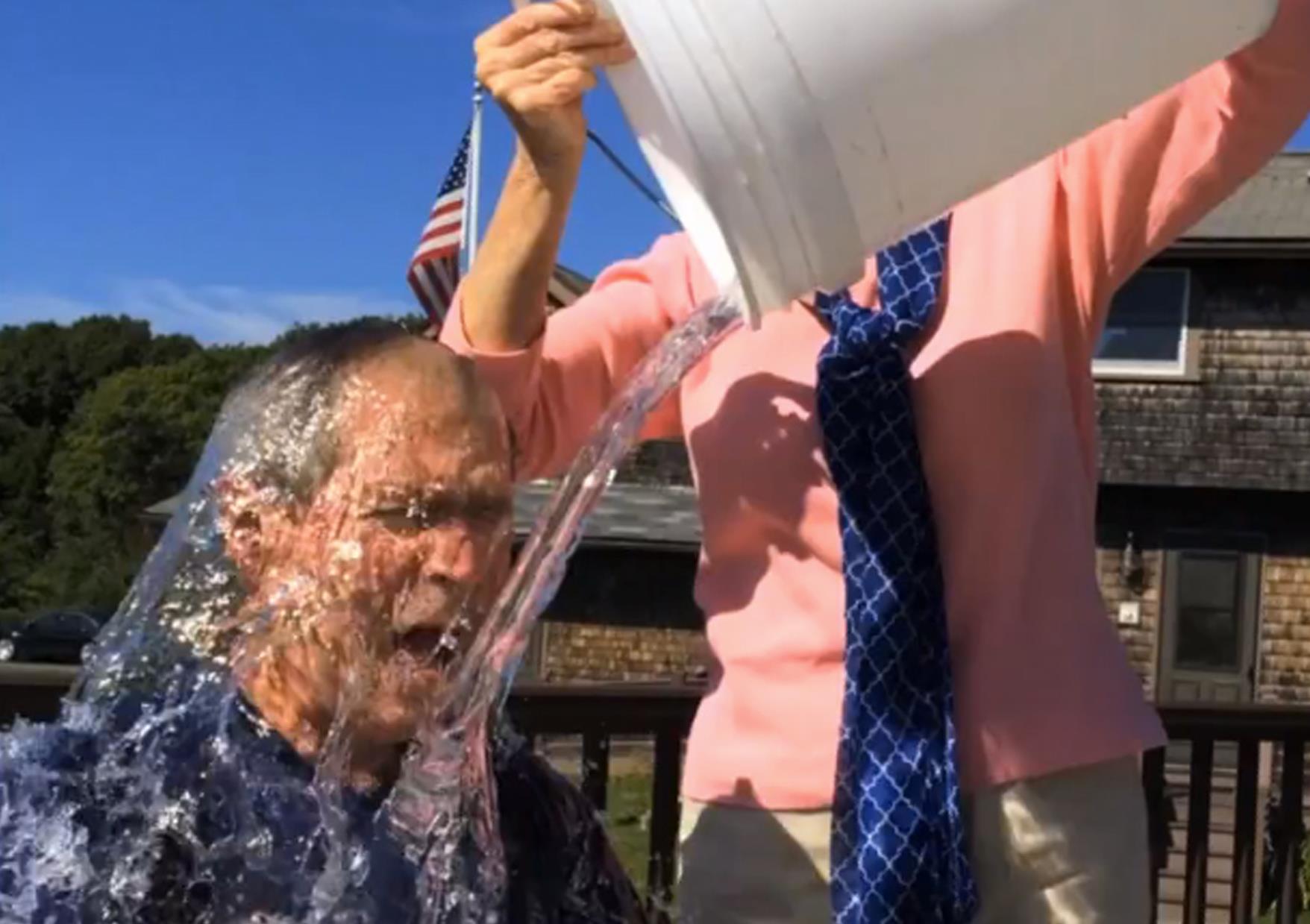 Το Στέιτ Ντιπάρτμεντ απαγορεύει στους διπλωμάτες του το Ice Bucket Challenge