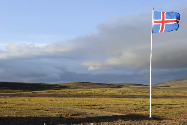 «Κόκκινος» συναγερμός για έκρηξη ηφαιστείου στην Ισλανδία