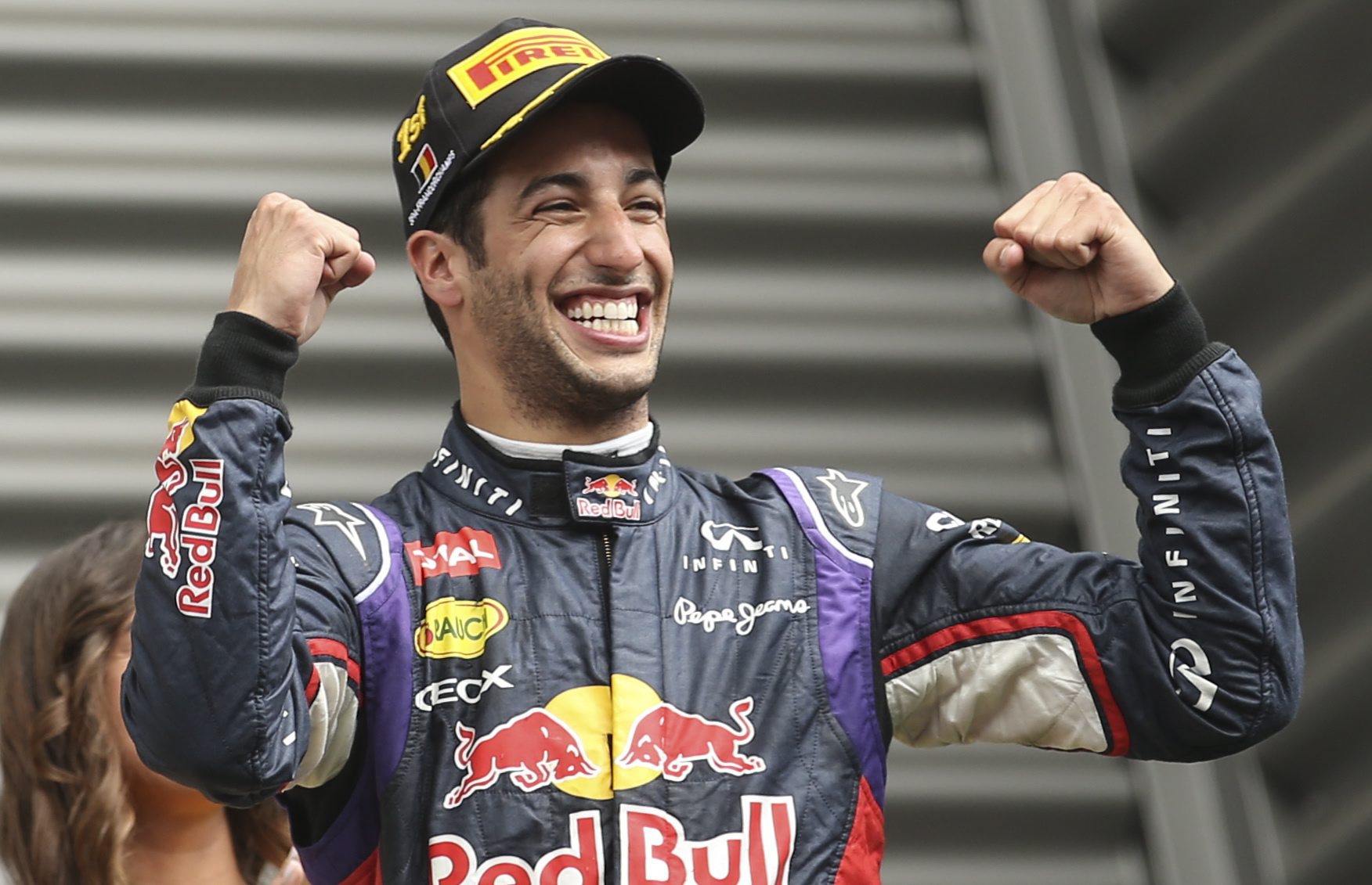 GP Βελγίου 2014: Nίκη Ricciardo με φόντο τον εμφύλιο Rosberg-Hamilton
