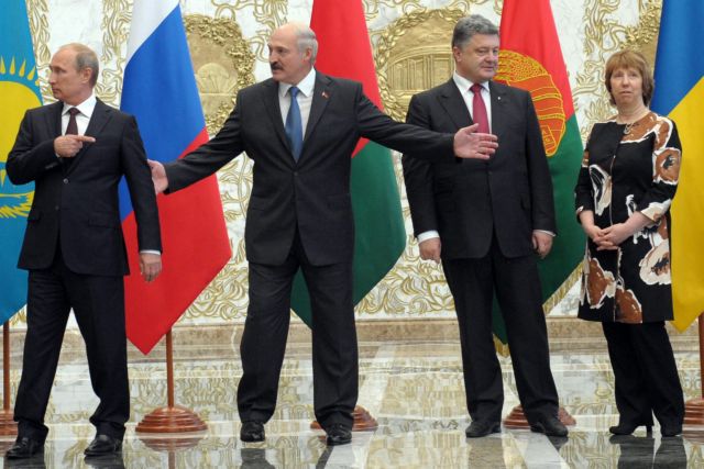 «Δύσκολες» συνομιλίες Πούτιν - Ποροσένκο για την ουκρανική κρίση
