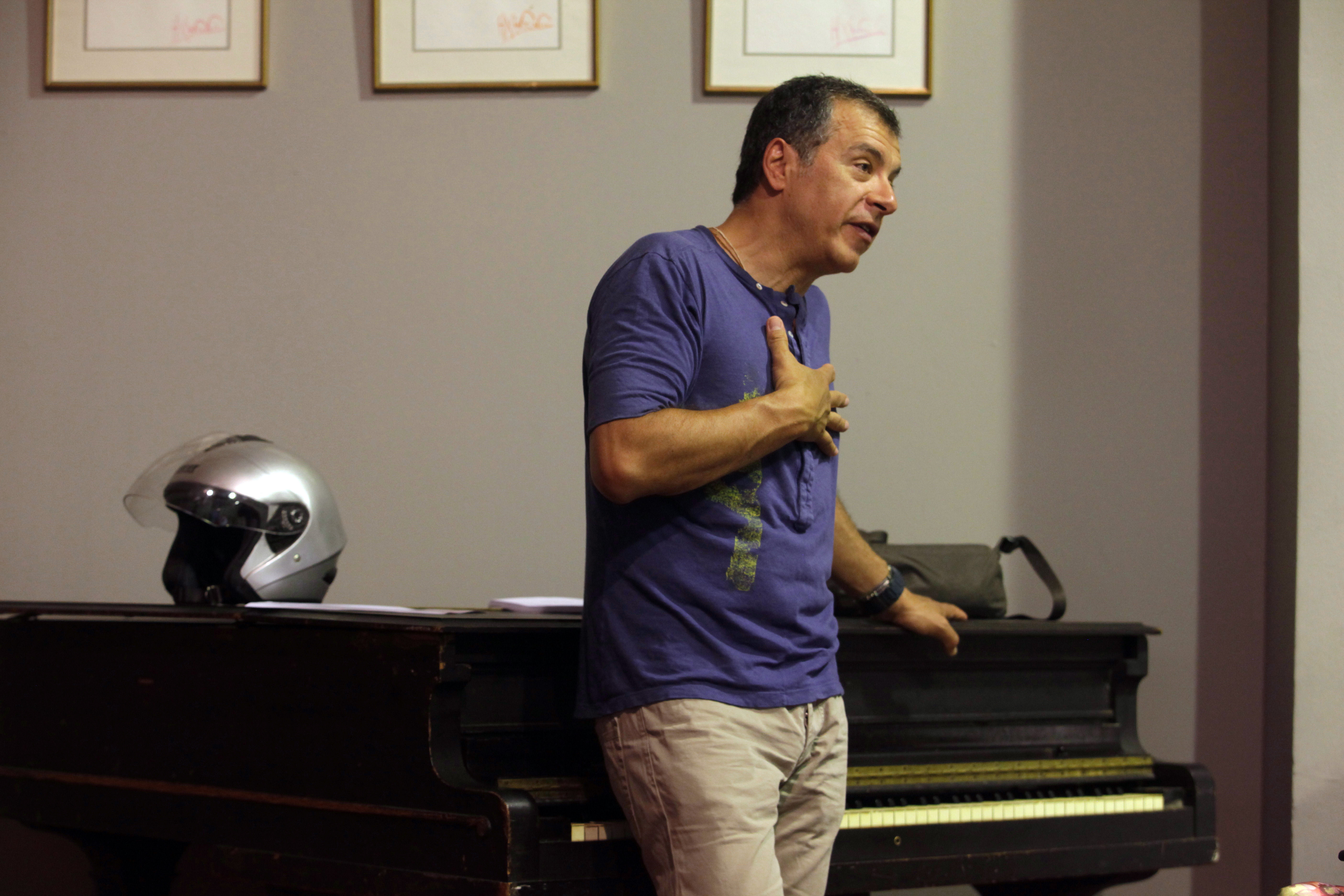 Θεοδωράκης στο Spiegel: «Να σχηματίσουμε μια συνωμοσία του καλού»