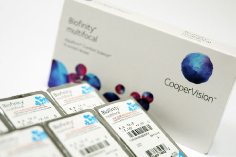 Δείτε κοντά, ενδιάμεσα, μακριά με φακούς επαφής Biofinity multifocal