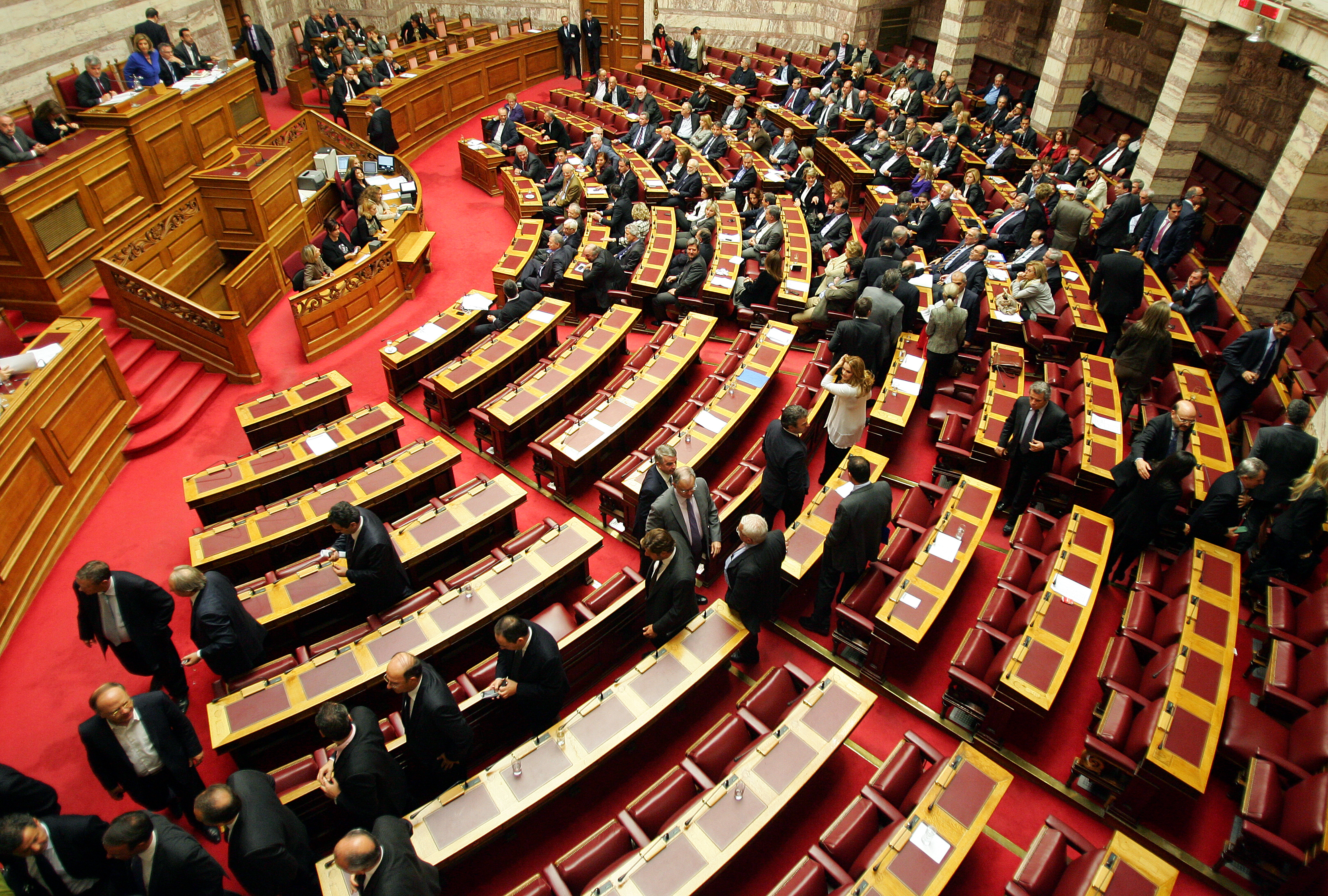 «Όχι» σε κατασχέσεις αγροτικών επιδοτήσεων έναντι χρεών λένε γαλάζιοι βουλευτές