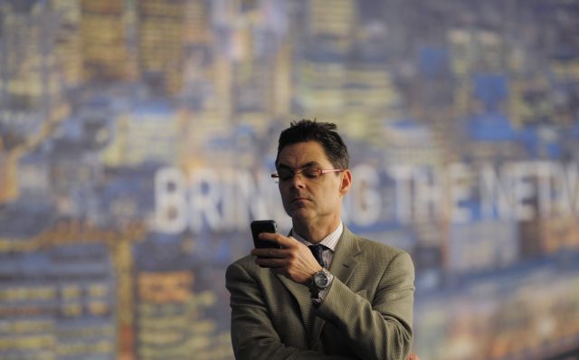 Τι κατέλυσε τα ευρωπαϊκά δίκτυα σταθερής και κινητής τηλεφωνίας το 2013