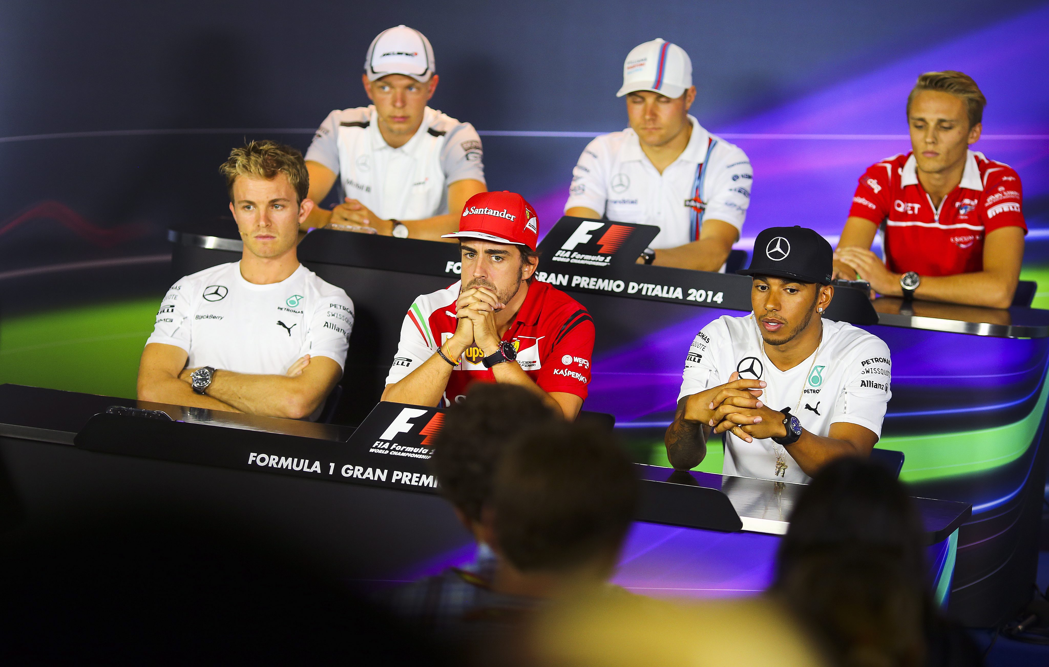 F1: Η FIA αναθεωρεί τις απαγορεύσεις των team radio