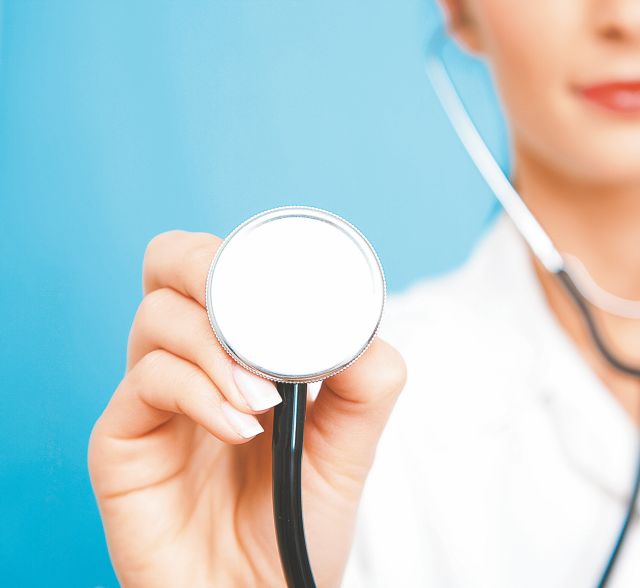 Αρεταίειο: Δωρεάν εξέταση μαστού και «τεστ Παπ» σε ανασφάλιστες