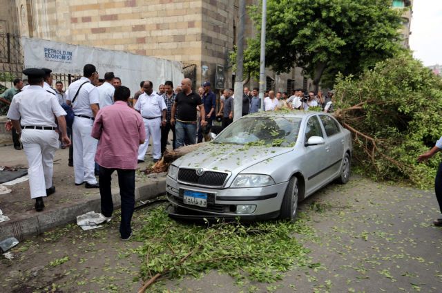 Αίγυπτος: Τέσσερις νεκροί από έκρηξη βόμβας