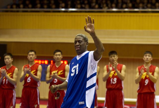 Όχι, ο Ντένις Ρόντμαν δεν θα συναντήσει τον αρχηγό των τζιχαντιστών