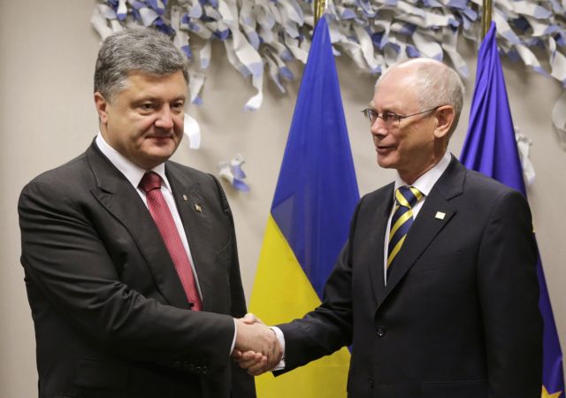 Πούτιν προειδοποιεί Κίεβο να μην εφαρμόσει τη συμφωνία με την ΕΕ