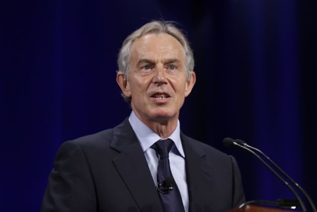 Κορυφαίο είδωλο για τους ομοφυλόφιλους ο Τόνι Μπλερ