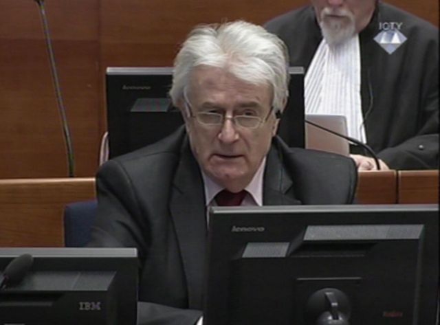 Ισόβια για τον Κάρατζιτς ζητά ο εισαγγελέας του Διεθνούς Δικαστηρίου