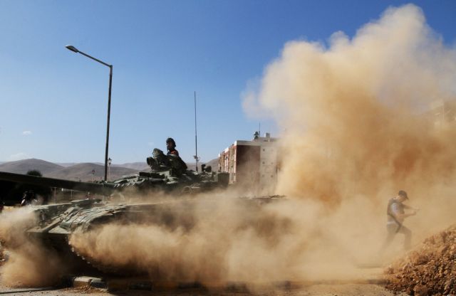 Αλ Νούσρα: Απειλεί με επιθέσεις χώρες που συμμετέχουν στις επιδρομές