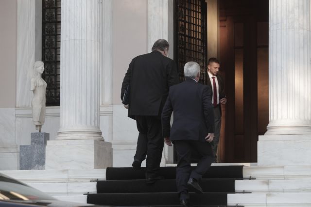 Ψήφο εμπιστοσύνης θα ζητήσει τη Δευτέρα η κυβέρνηση