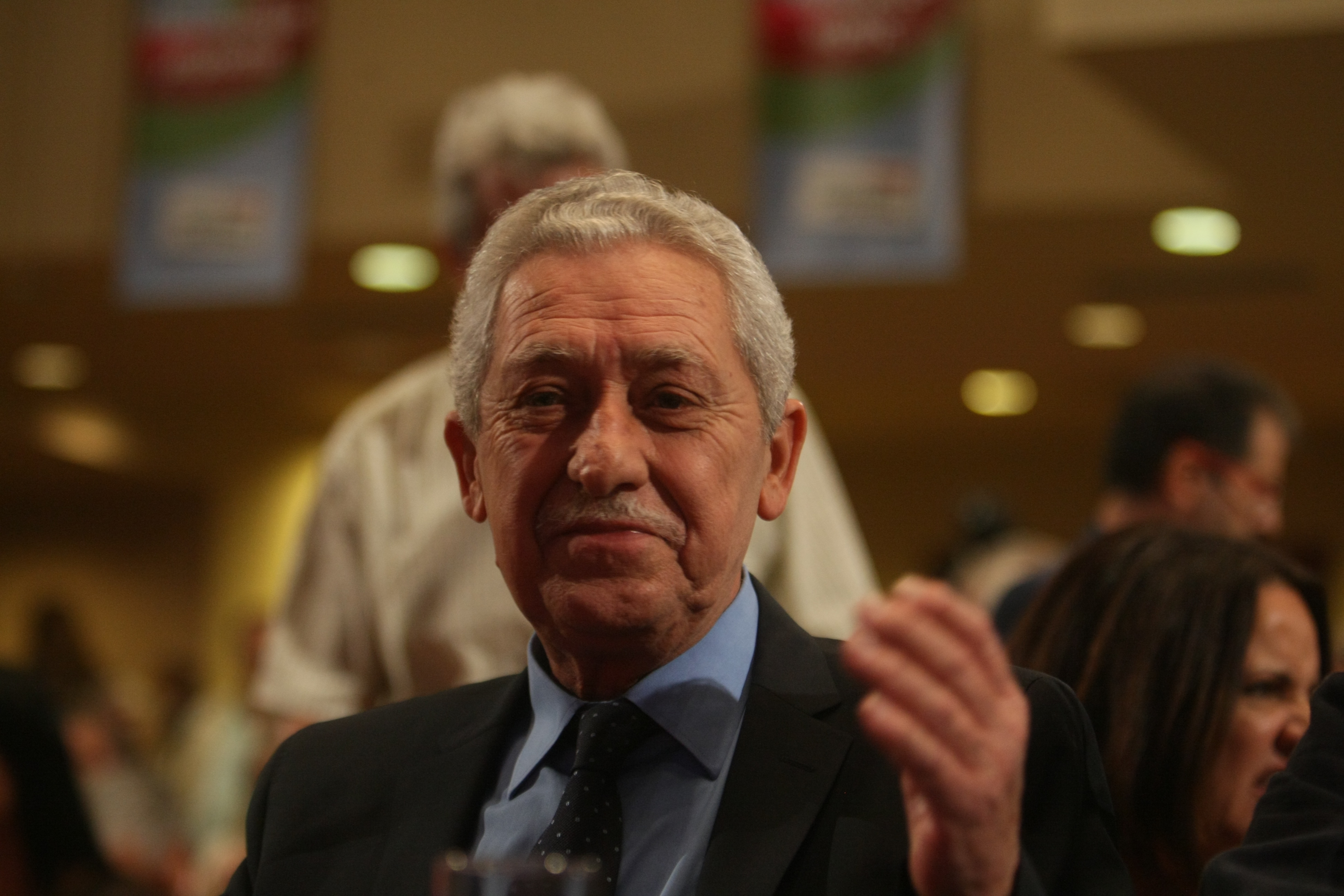 Κουβέλης: Απορρίπτει το αίτημα της ΚΟ να μην είναι ξανά υποψήφιος