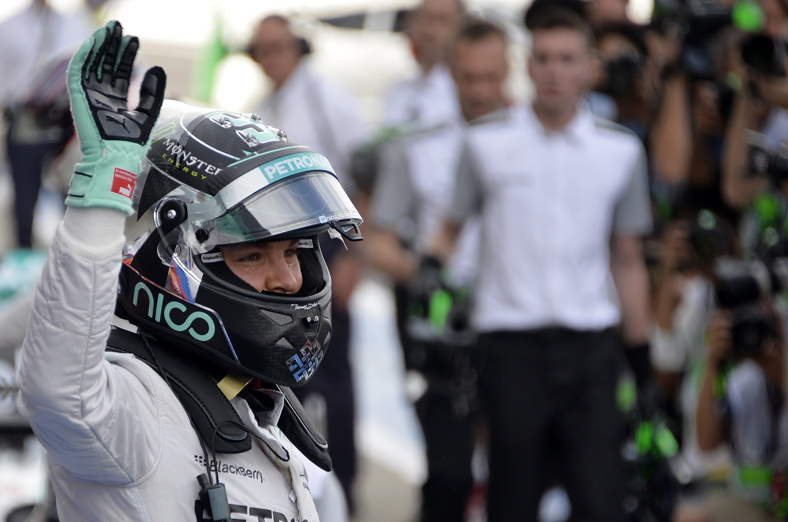 GP Ιαπωνίας 2014: Pole position για Rosberg, εκτός ρυθμού ο Hamilton
