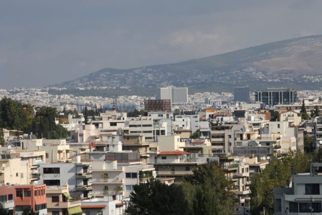 Μόνιμη άδεια διαμονής στην Ελλάδα για 519 ιδιοκτήτες ακινήτων