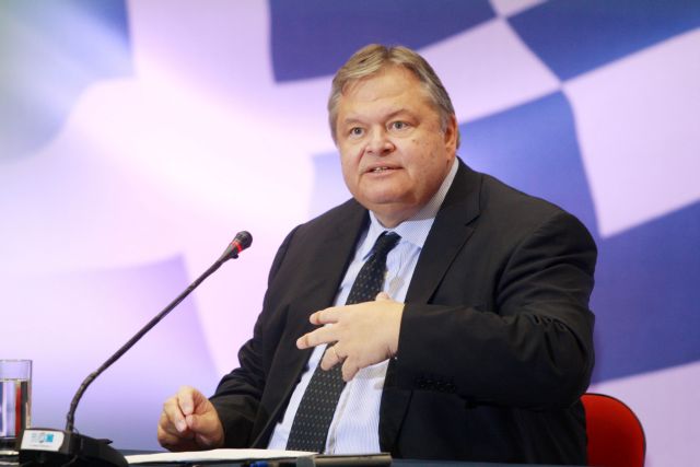 Συντονισμός στο ΠΑΣΟΚ εν όψει της συζήτησης για την ψήφο εμπιστοσύνης