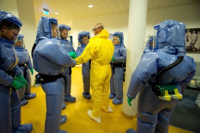 «Αναπόφευκτα» τα σποραδικά κρούσματα Έμπολα στην Ευρώπη