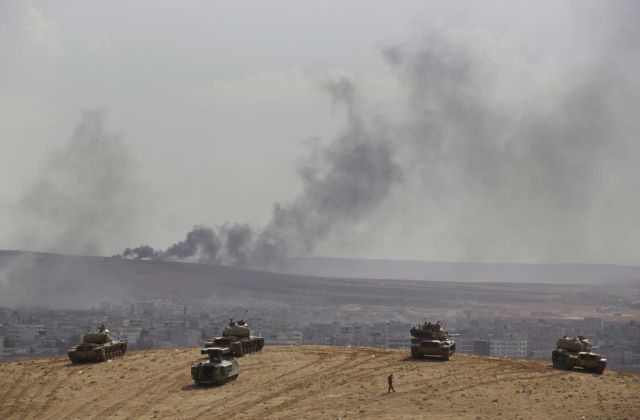 Στο Κομπάνι οι επιδρομές συνεχίζονται, αλλά η στρατηγική των ΗΠΑ δεν αλλάζει