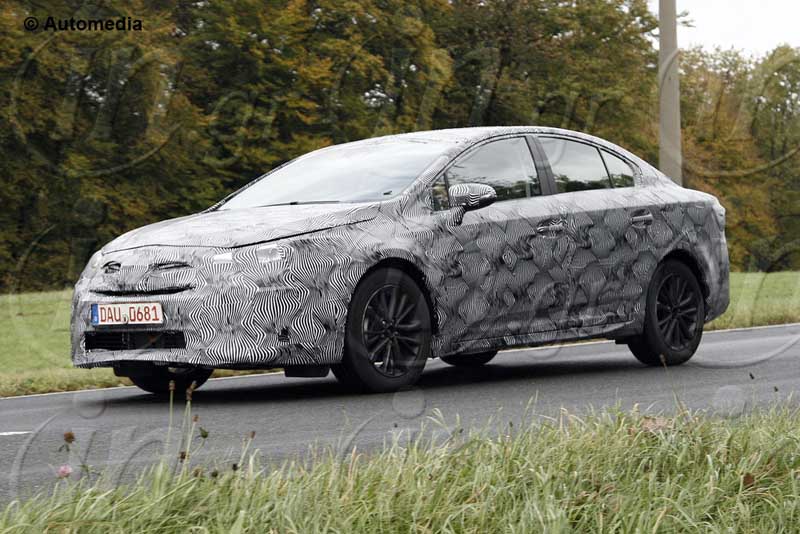 Toyota Avensis 2016: Σε νέες -και- υβριδικές περιπέτειες