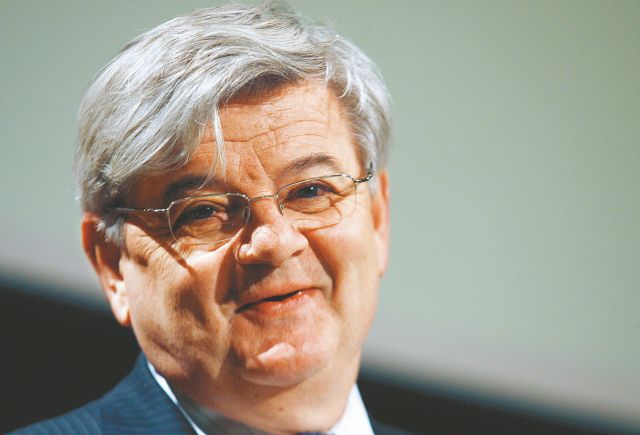 Γιόσκα Φίσερ: Πλήρης πολιτική ένωση για να μην αποτύχει το εγχείρημα της ΕΕ