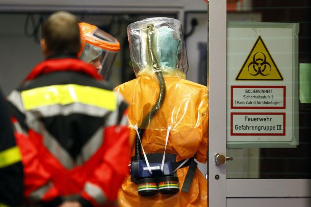 Νεκρός ασθενής με Έμπολα που είχε μεταφερθεί στη Γερμανία
