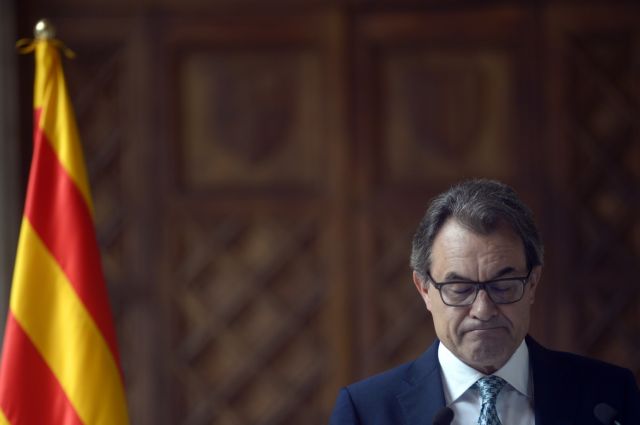 Γκρίνια των κυβερνητικών εταίρων για το νέο σχέδιο του καταλανού προέδρου