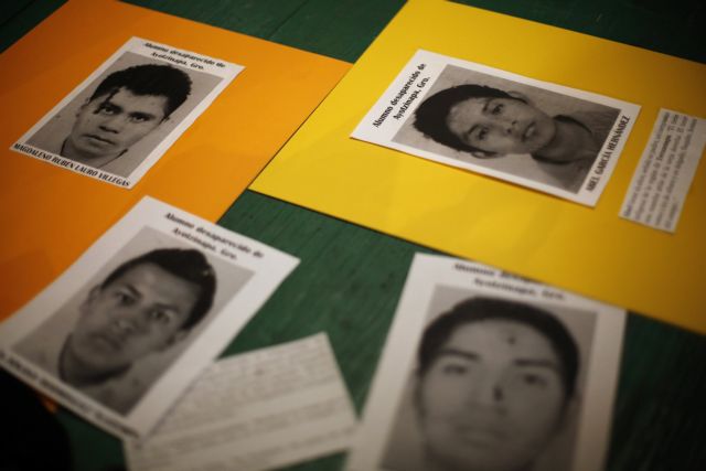 Δεν έχουν βρεθεί ακόμη σοροί των άφαντων φοιτητών στους τάφους του Μεξικού