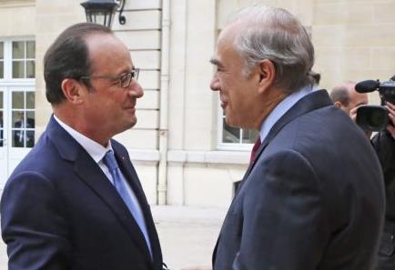 Ολάντ: Θα κάνουμε μεταρρυθμίσεις για τη Γαλλία, όχι για τις Βρυξέλλες