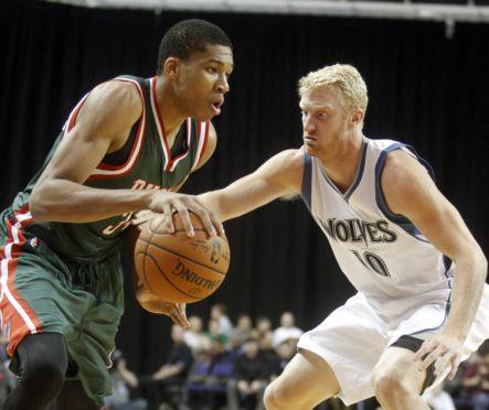 Εντυπωσιακή εμφάνιση από τον Αντετοκούνμπο με 19 πόντους