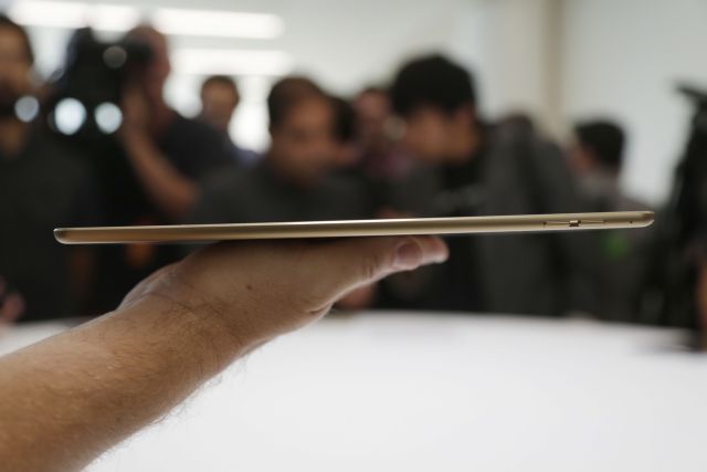 Αν και με μικρότερη μπαταρία, το iPad Air 2 «αντέχει» 10 ώρες χρήσης