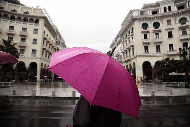 Σφοδρό κύμα κακοκαιρίας σαρώνει τη χώρα