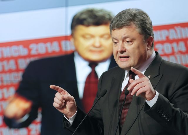 Σε αναζήτηση κυβερνητικού εταίρου ο Ποροσένκο μετά την ουκρανική κάλπη