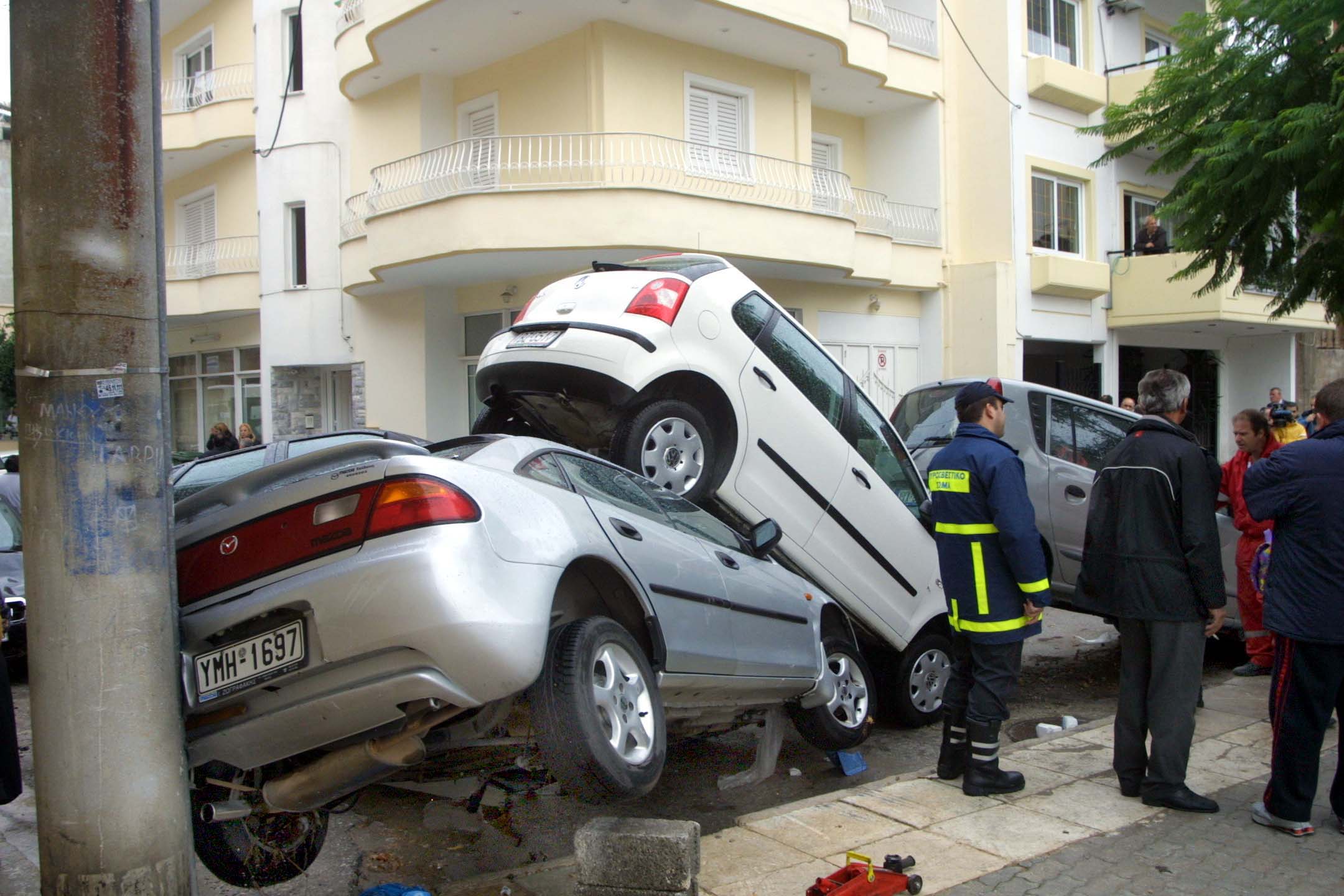 Πόσοι έχουν ζητήσει αποζημίωση για τις καταστροφές από τις πλημμύρες