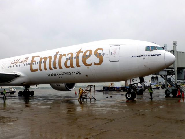 Η αεροπορική εταιρεία Emirates κερδίζει έδαφος στην ελληνική αγορά