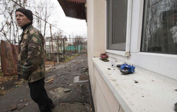 Δύο έφηβοι νεκροί από έκρηξη όλμου σε σχολείο του Ντόνετσκ