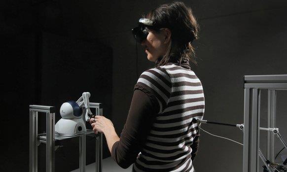 Πείραμα δημιουργεί την ψευδαίσθηση μιας απόκοσμης παρουσίας