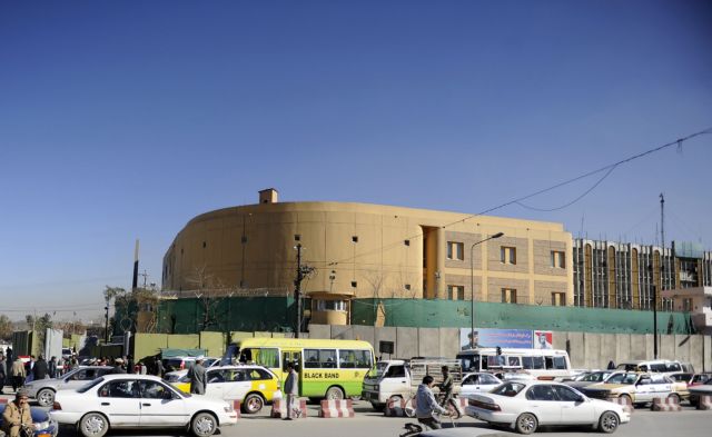 Βομβιστική επίθεση με στόχο την έδρα της αστυνομίας στην Καμπούλ