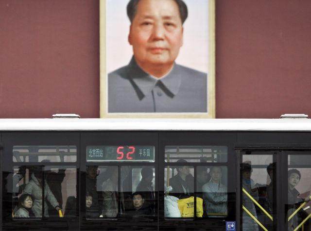 Το Πεκίνο κάνει διαγωνισμό για τους... πιο ευγενικούς επιβάτες λεωφορείων